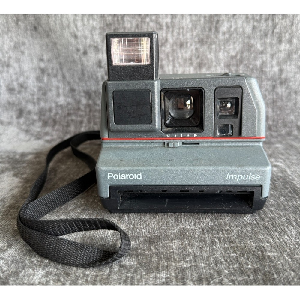 Vintage Polaroid Impulse 600 Instant Film Camera Gray Pop Up‎ Flash